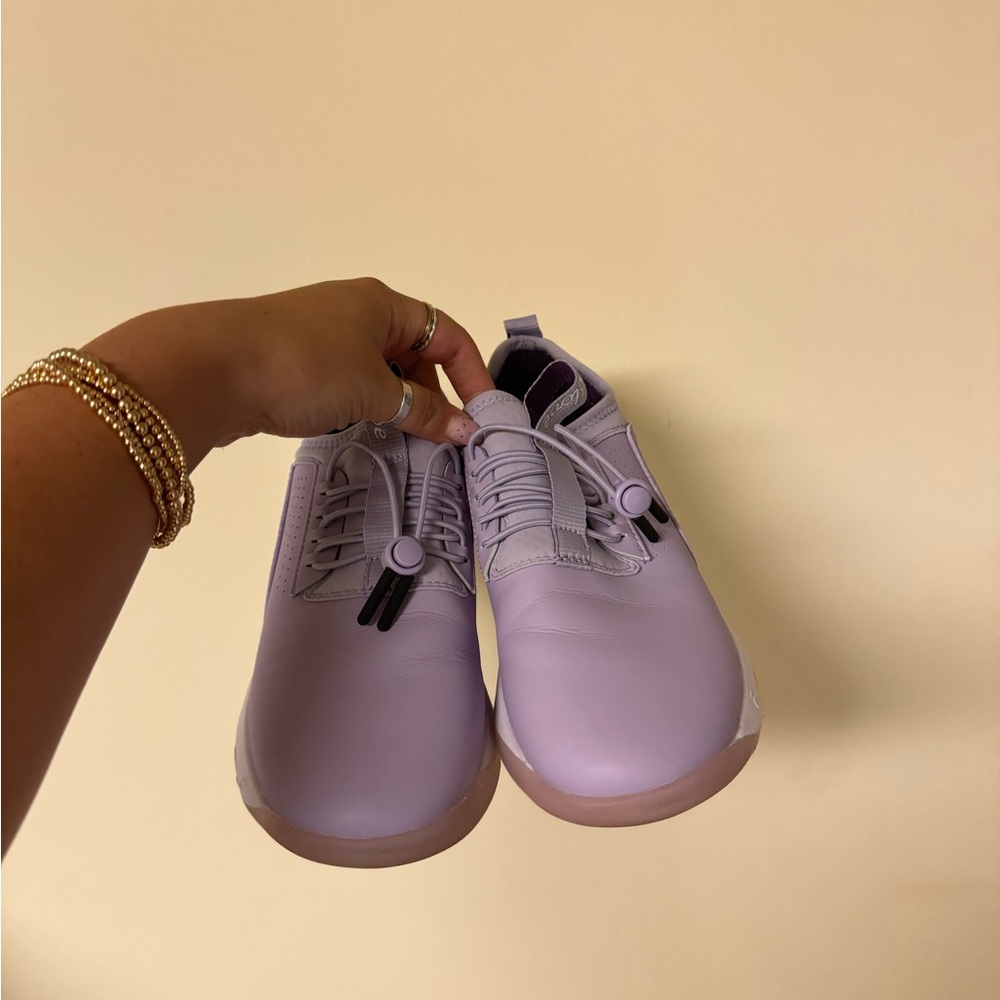 WORN ONCE LAVENDER CLOVE NURSING SHOES